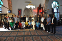 بالفيديو: جموع غفيرة من أهالي يافا يؤدون صلاة العيد في مسجد حسن بك 